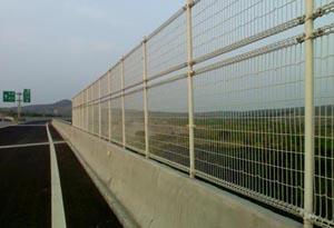 雙圈橋梁護欄網