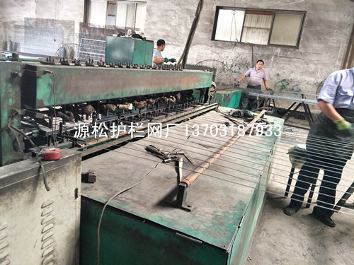 護(hù)欄網(wǎng)生產(chǎn)工藝