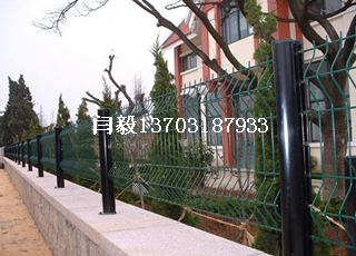 桃形立柱護欄網(wǎng)