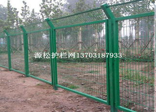 鐵網(wǎng)圍欄4