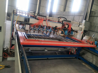 護欄網(wǎng)實拍現(xiàn)場