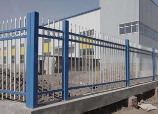 圍墻鐵護(hù)欄