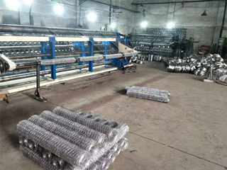 婚慶舞臺造型鐵絲網(wǎng)大型編織機(jī)器